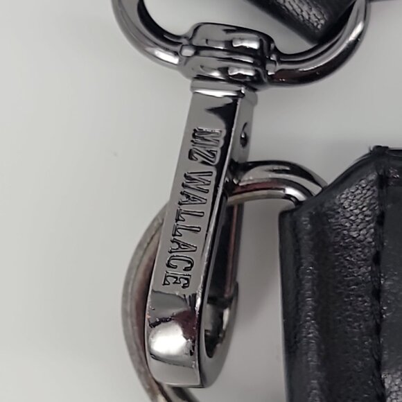 ✨ MZ Wallace Black Nylon Crossbody Sling Bag – Lightweight NYC Essential ✨ - Picture 5 of 10